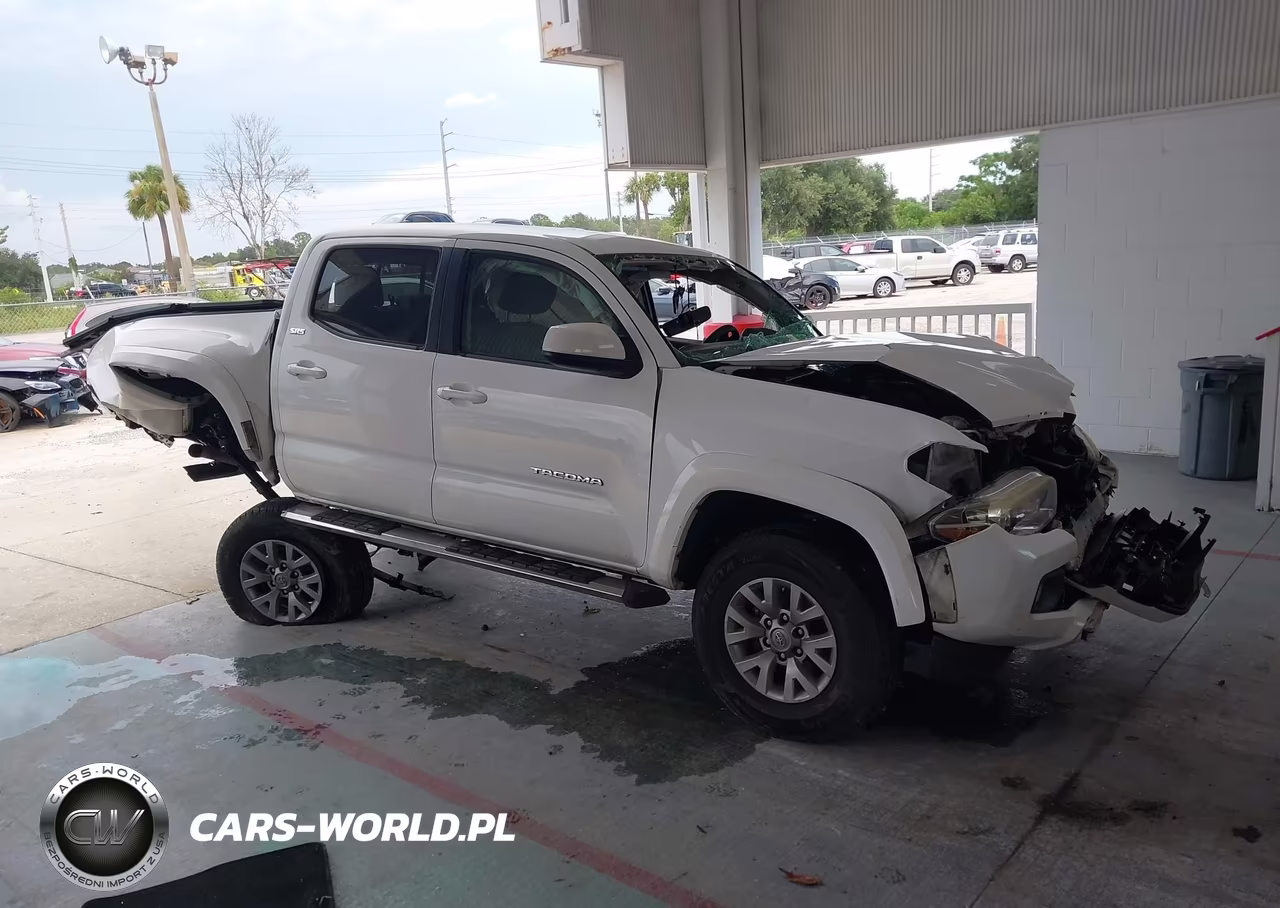 2018 Toyota Tacoma Sr5 V6 VIN:5TFAZ5CN4JX066073 - 1