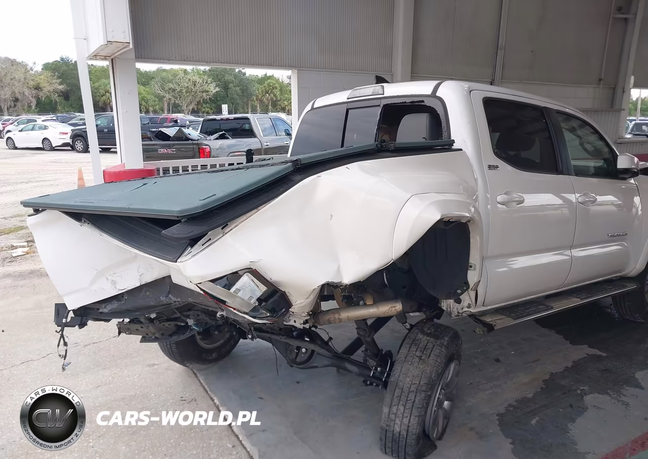 2018 Toyota Tacoma Sr5 V6 VIN:5TFAZ5CN4JX066073 - 6