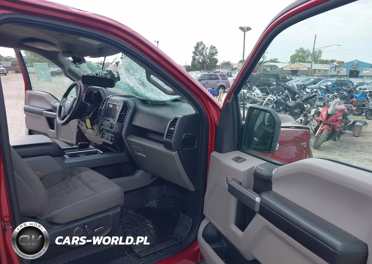2018 Ford F-150 Xlt VIN:1FTEW1EG2JFE21765 - 5