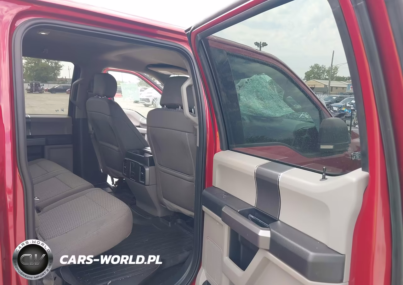 2018 Ford F-150 Xlt VIN:1FTEW1EG2JFE21765 - 8