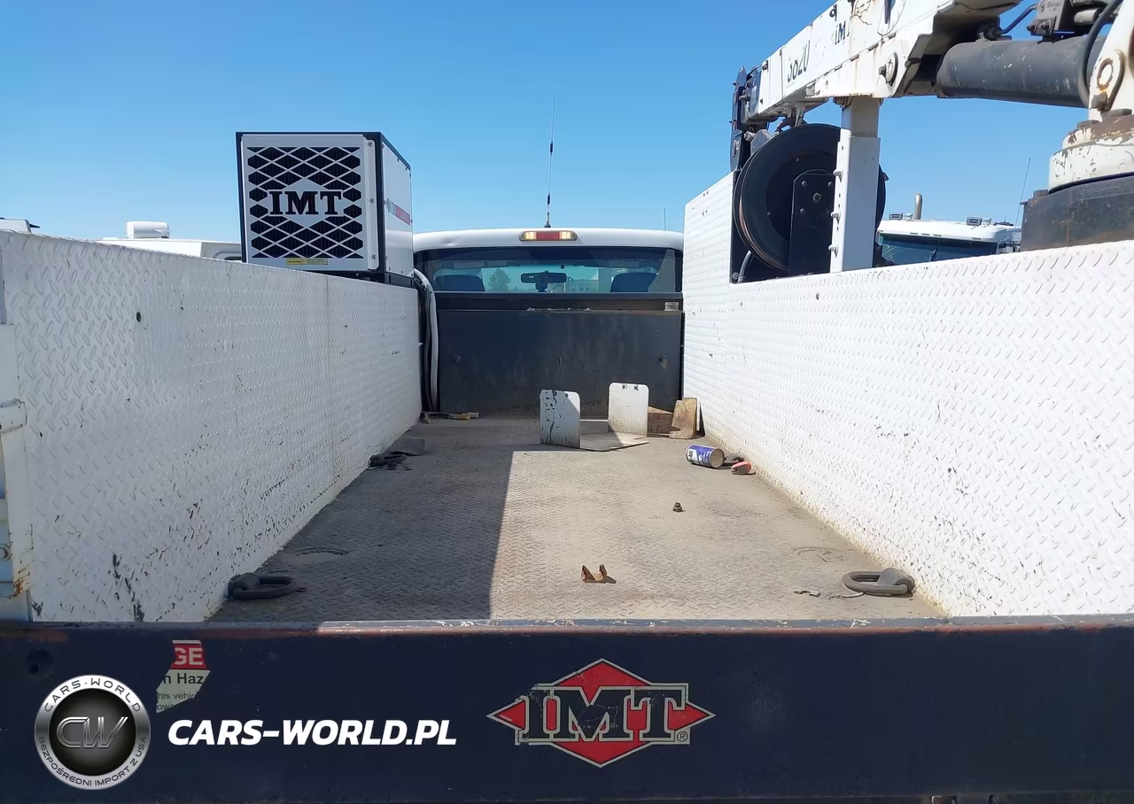 2012 Ford F-550 Chassis Xl VIN:1FDUF5HT4CEB09043 - 7