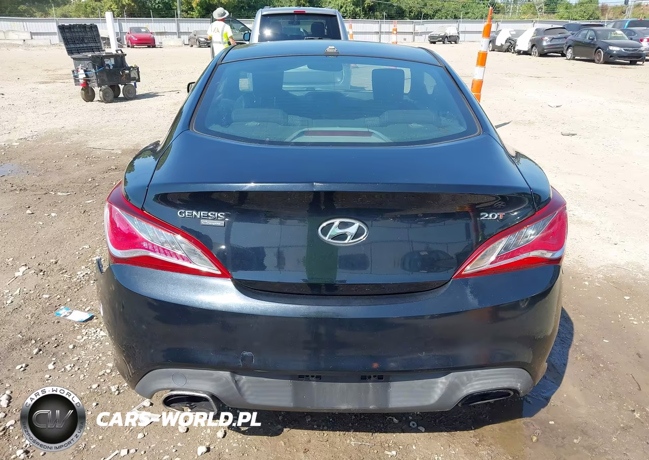 2014 Hyundai Genesis 2.0T VIN:KMHHT6KD2EU119130 - 16