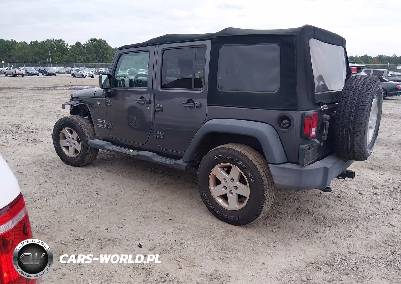 2017 Jeep Wrangler Unlimited Sport 4X4 VIN:1C4BJWDG1HL567358 - 3