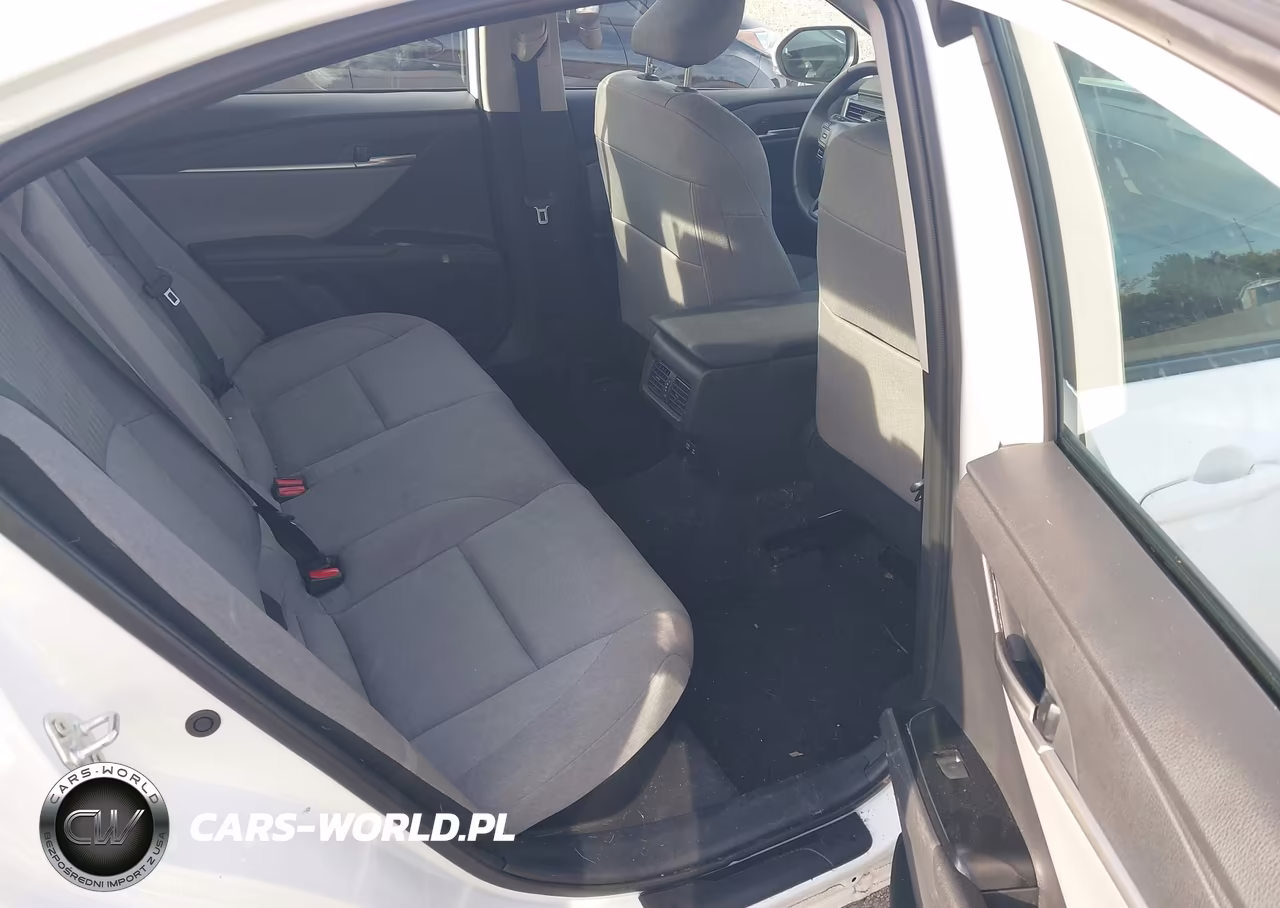 2025 Toyota Camry Le VIN:4T1DAACK5SU633022 - 8