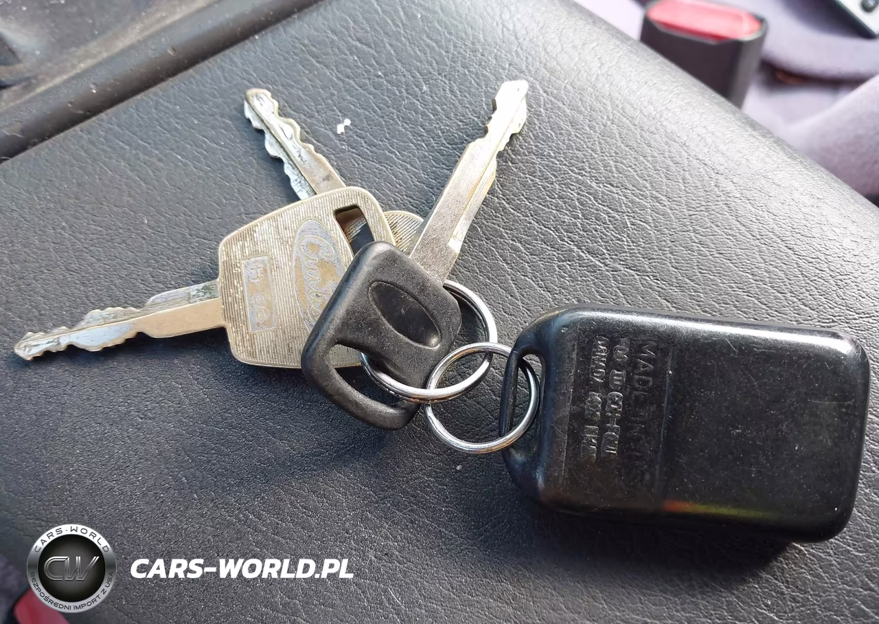 1994 Ford Thunderbird Lx VIN:1FALP62W7RH107810 - 11