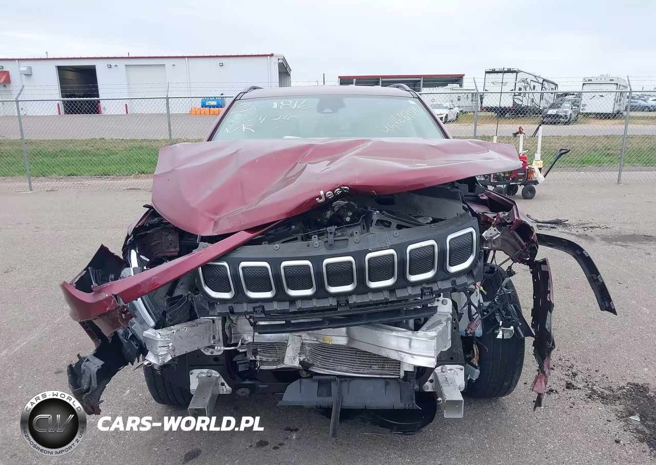2022 Jeep Compass Latitude Lux 4X4 VIN:3C4NJDFB0NT134083 - 13