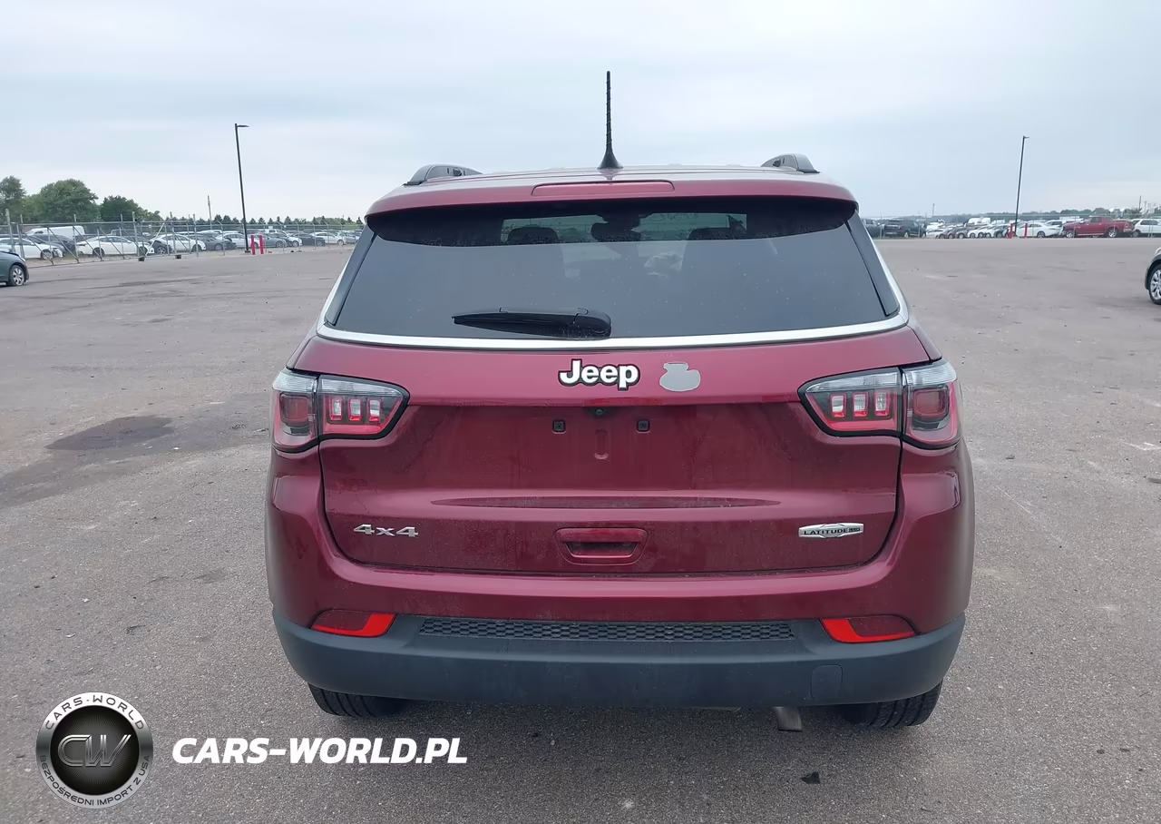 2022 Jeep Compass Latitude Lux 4X4 VIN:3C4NJDFB0NT134083 - 17