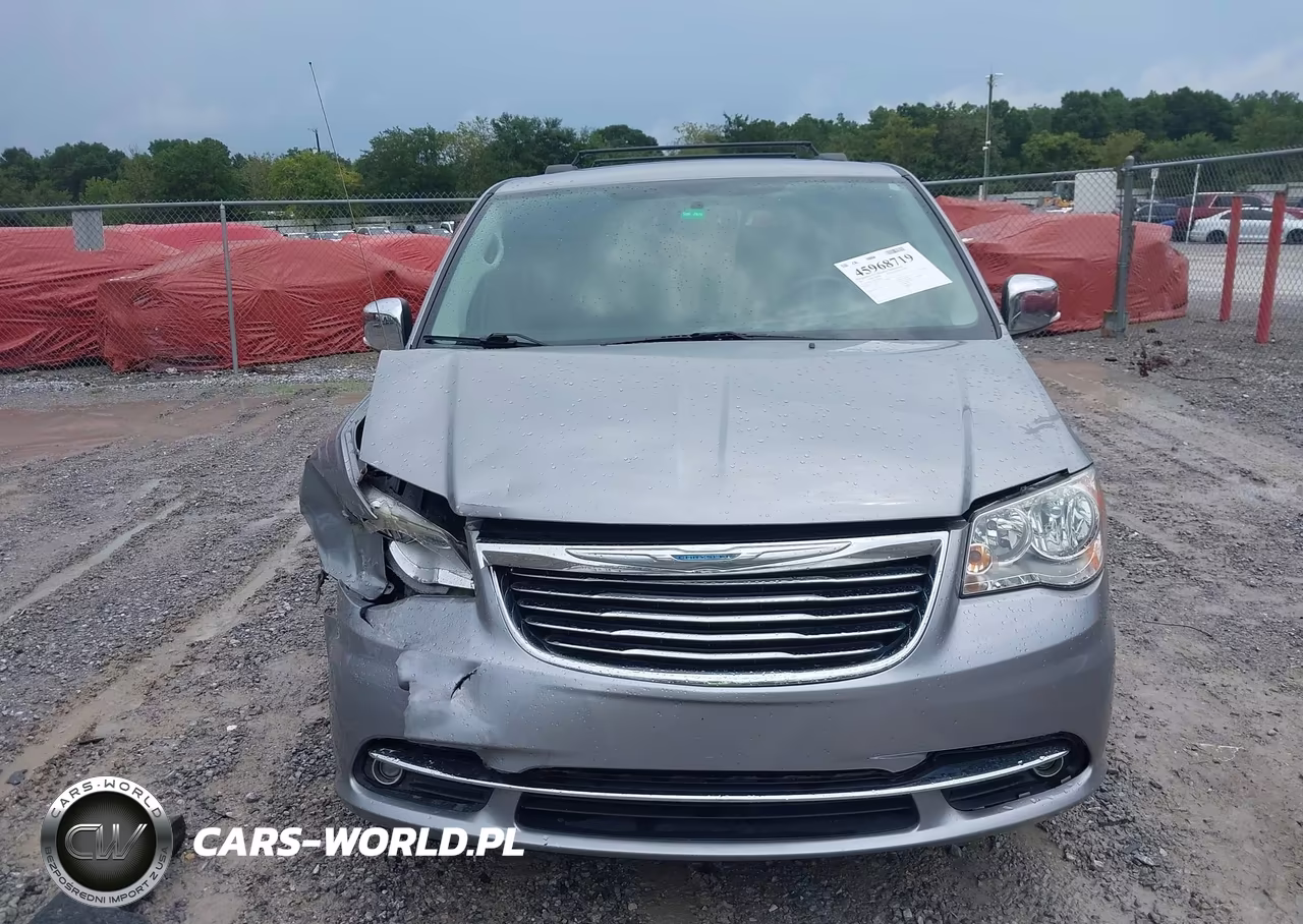 2015 Chrysler Town & Country Touring-L VIN:2C4RC1CG4FR579103 - 12