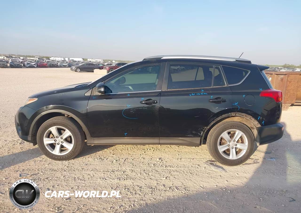 2014 Toyota Rav4 Xle VIN:2T3WFREV9EW077647 - 14