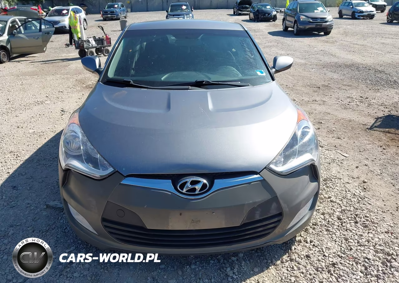 2017 Hyundai Veloster VIN:KMHTC6AD8HU305948 - 6