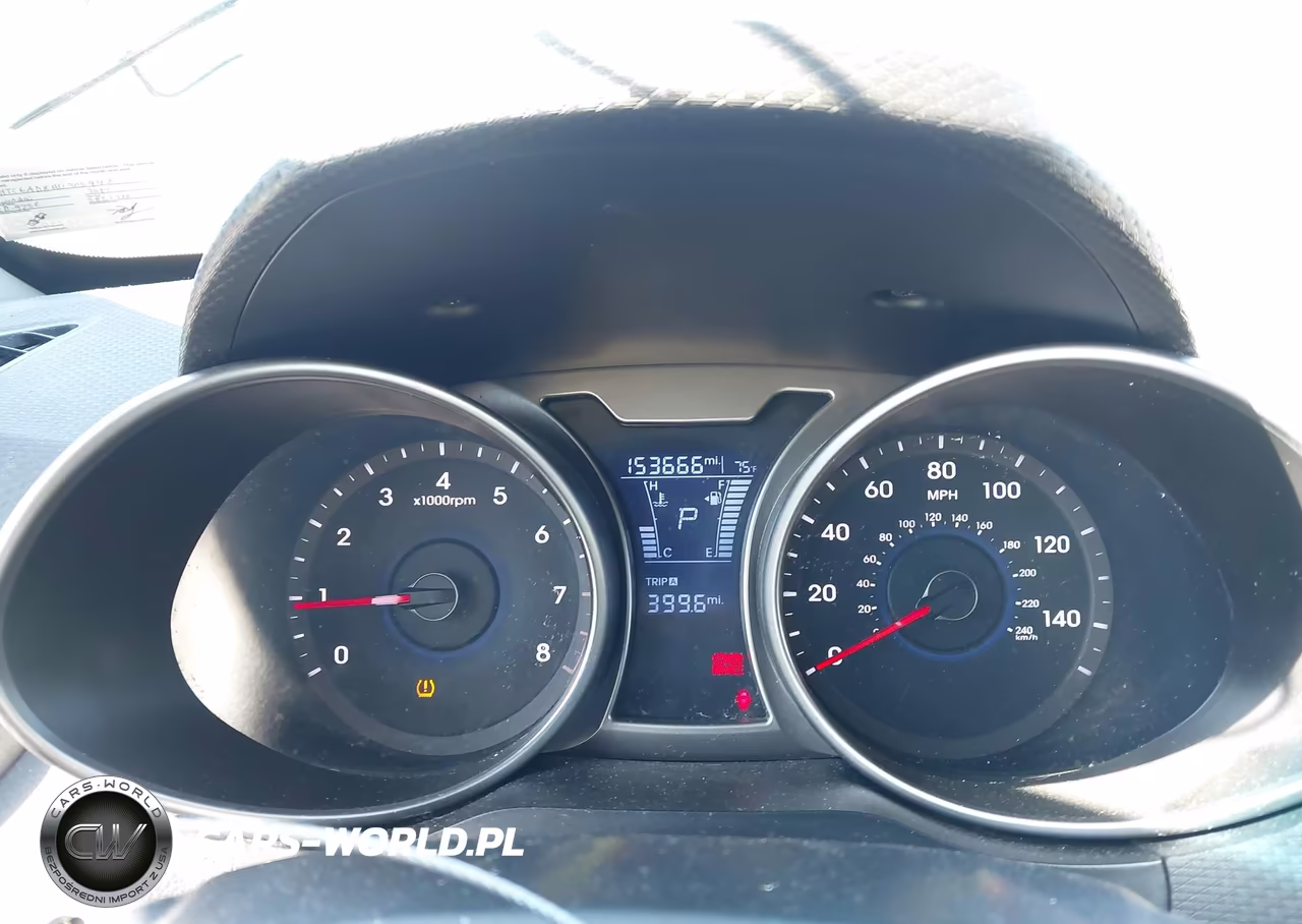 2017 Hyundai Veloster VIN:KMHTC6AD8HU305948 - 7