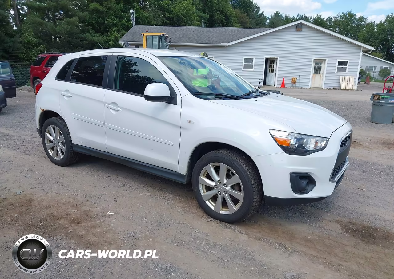 2015 Mitsubishi Outlander Sport Es – zdjęcie 1 z 11
