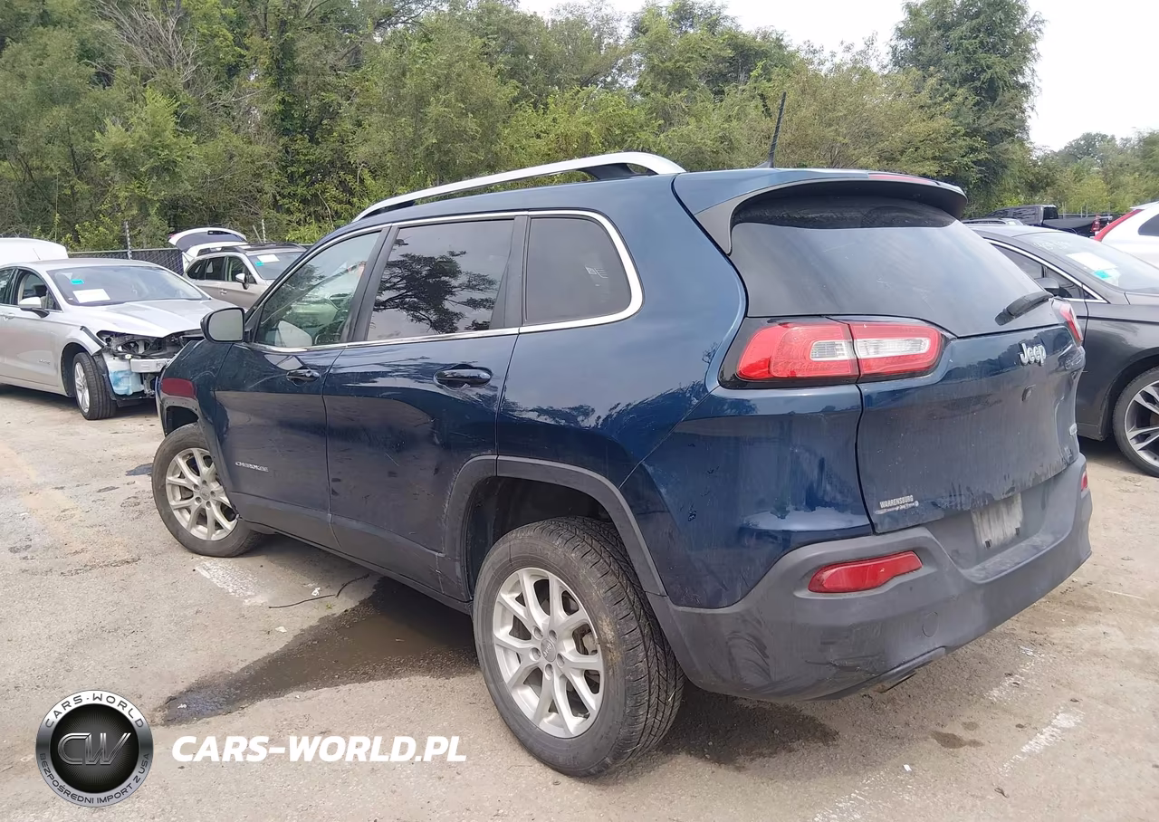 2018 Jeep Cherokee Latitude Fwd VIN:1C4PJLCB7JD596485 - 3
