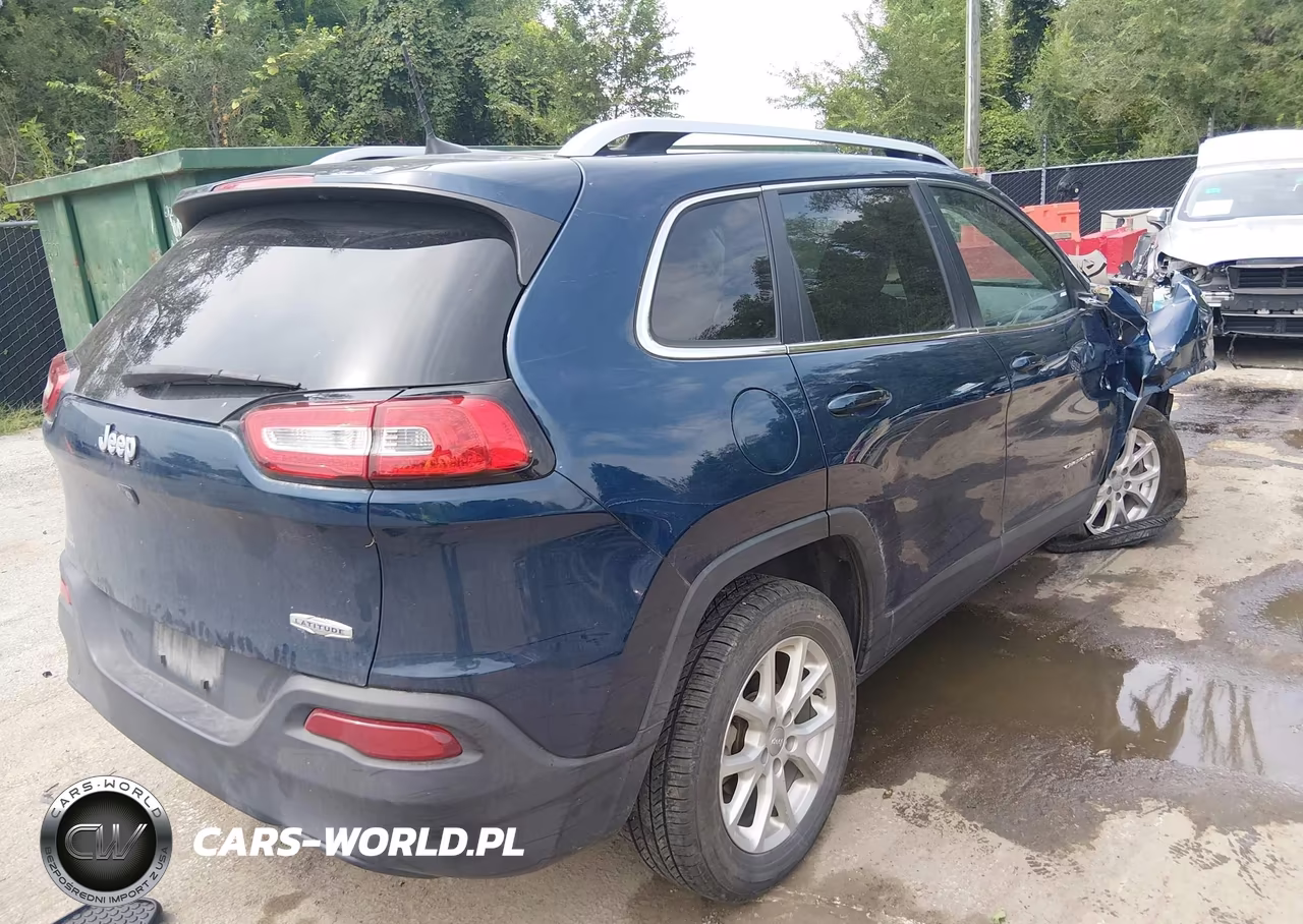 2018 Jeep Cherokee Latitude Fwd VIN:1C4PJLCB7JD596485 - 4