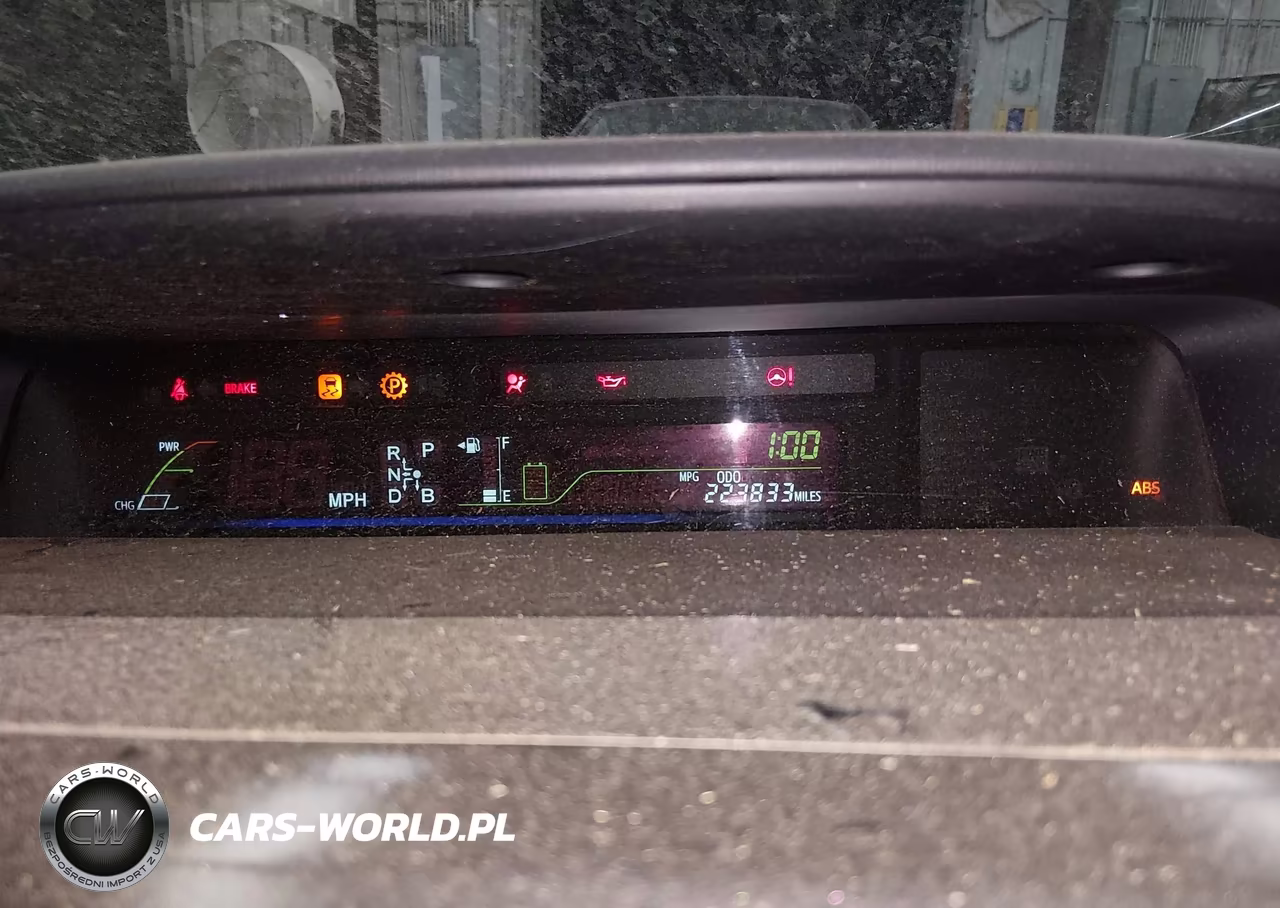 2012 Toyota Prius V Three VIN:JTDZN3EU1C3050642 - 7