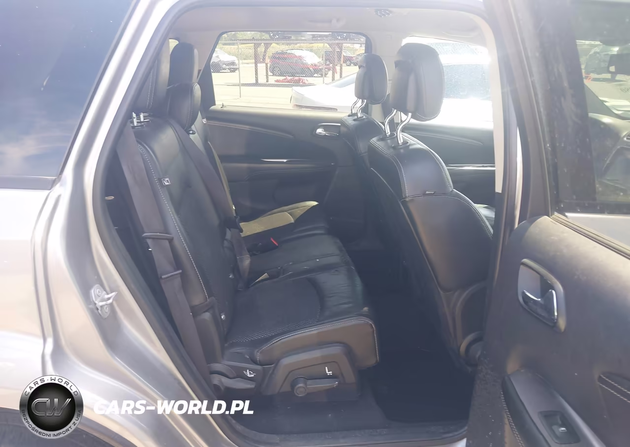2016 Dodge Journey Crossroad Plus VIN:3C4PDDGG3GT163638 - 8
