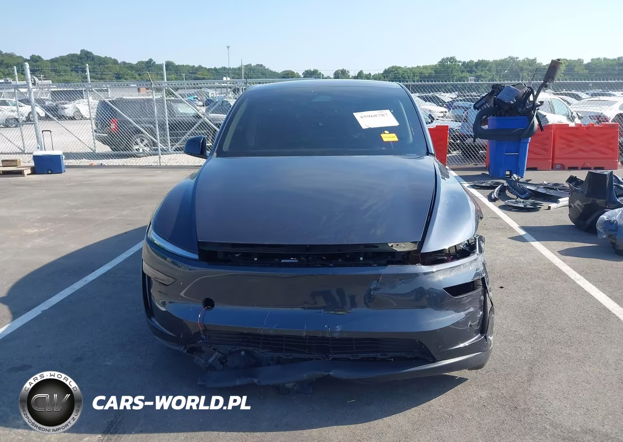 2026 Tesla Model Y All-Wheel Drive-Long Range Launch Series-Premium All-Wheel Drive VIN:7SAYGDEE4TF398168 - 13
