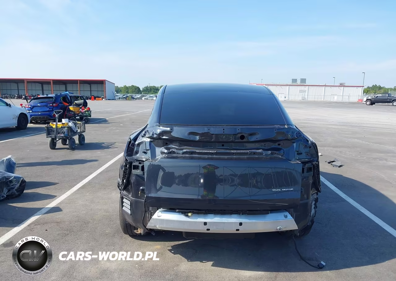 2026 Tesla Model Y All-Wheel Drive-Long Range Launch Series-Premium All-Wheel Drive VIN:7SAYGDEE4TF398168 - 17
