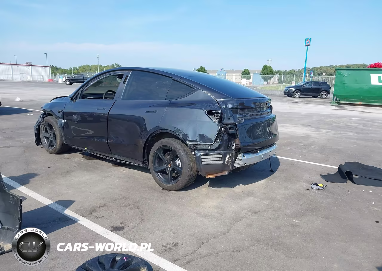 2026 Tesla Model Y All-Wheel Drive-Long Range Launch Series-Premium All-Wheel Drive VIN:7SAYGDEE4TF398168 - 3