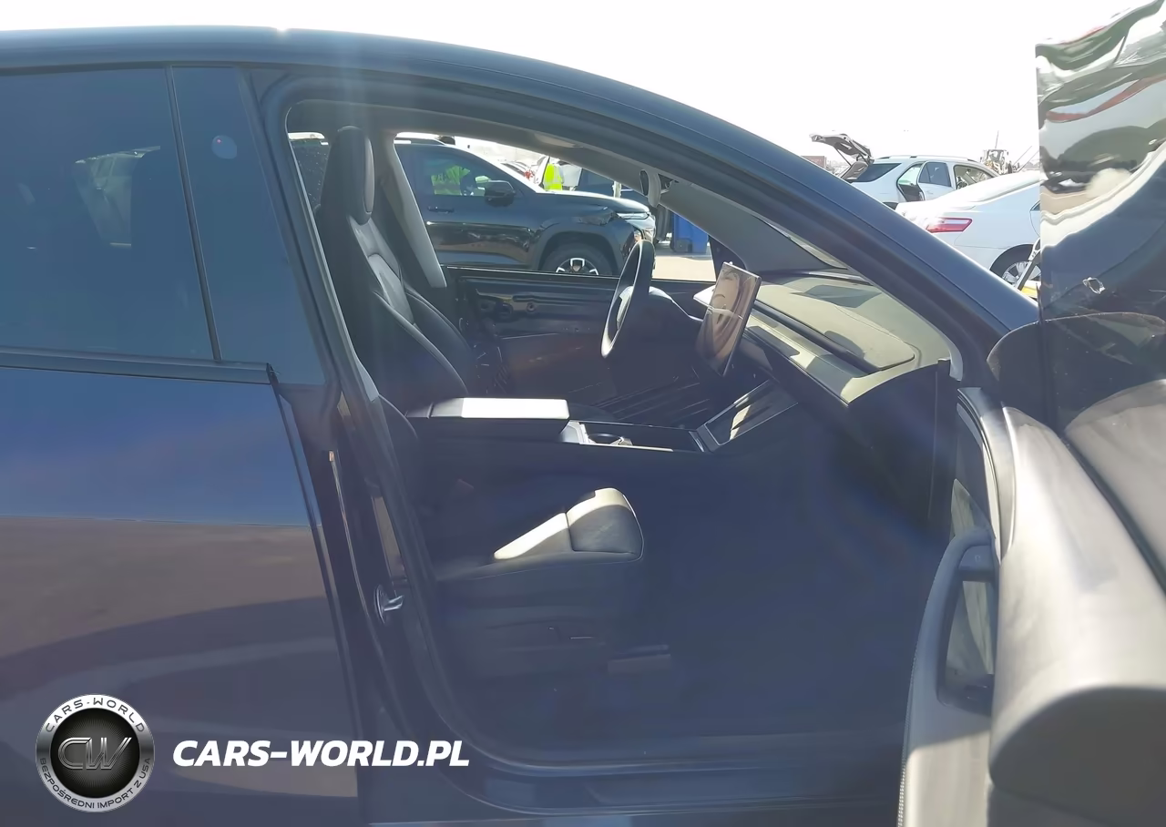 2026 Tesla Model Y All-Wheel Drive-Long Range Launch Series-Premium All-Wheel Drive VIN:7SAYGDEE4TF398168 - 5