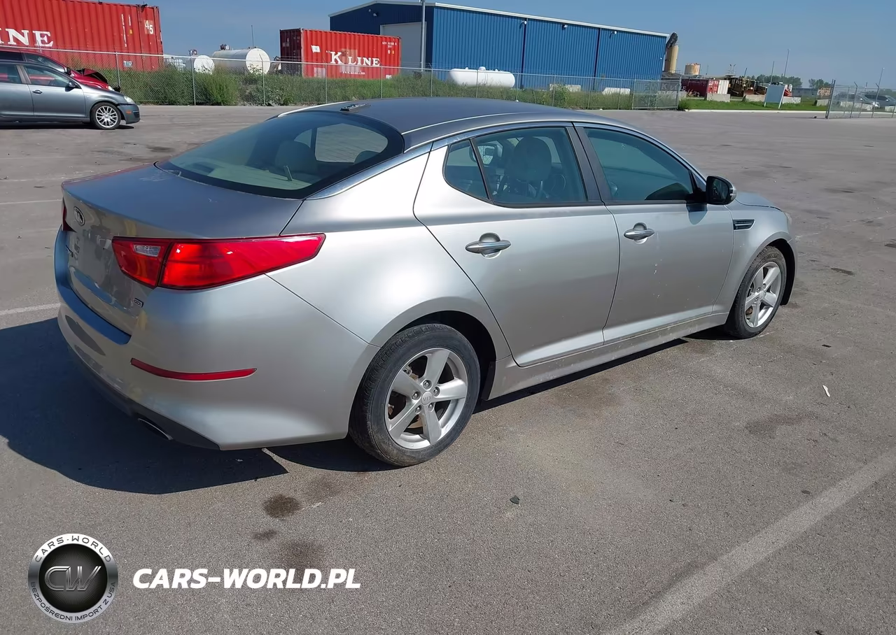 2015 KIA OPTIMA LX VIN:5XXGM4A73FG481956 - 4