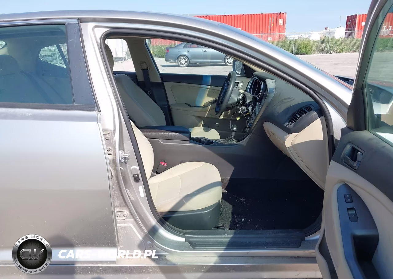 2015 KIA OPTIMA LX VIN:5XXGM4A73FG481956 - 5