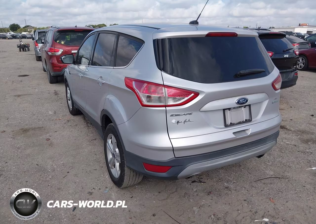 2015 Ford Escape Se VIN:1FMCU0GX6FUB12304 - 3