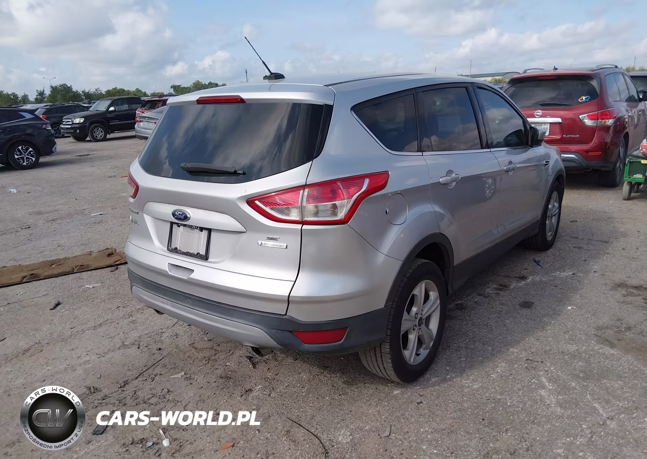 2015 Ford Escape Se VIN:1FMCU0GX6FUB12304 - 4