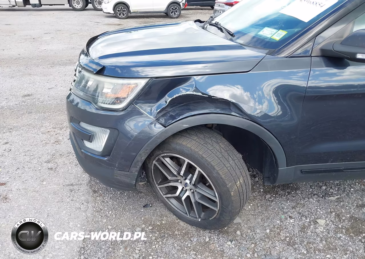 2017 Ford Explorer Sport VIN:1FM5K8GT5HGA92557 - 6