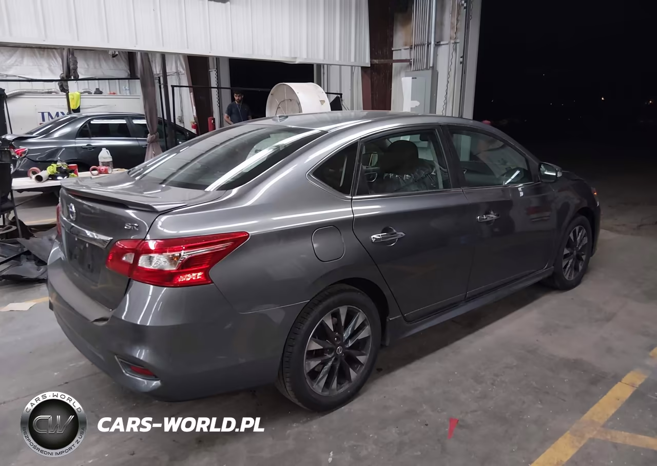 2019 Nissan Sentra Sr VIN:3N1AB7AP9KY384617 - 4