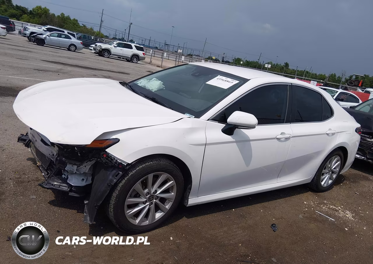 2021 Toyota Camry Le VIN:4T1R11AK4MU463862 - 15