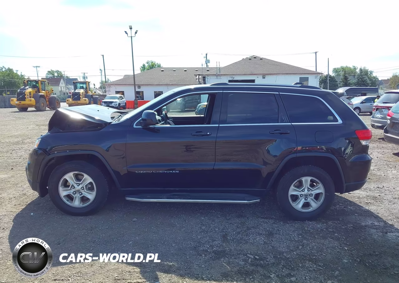 2015 Jeep Grand Cherokee Laredo VIN:1C4RJFAG6FC129466 - 14