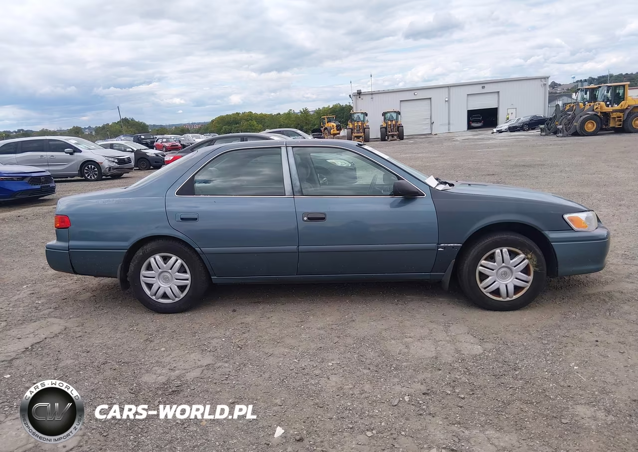2000 Toyota Camry Le VIN:4T1BG22K6YU969316 - 13