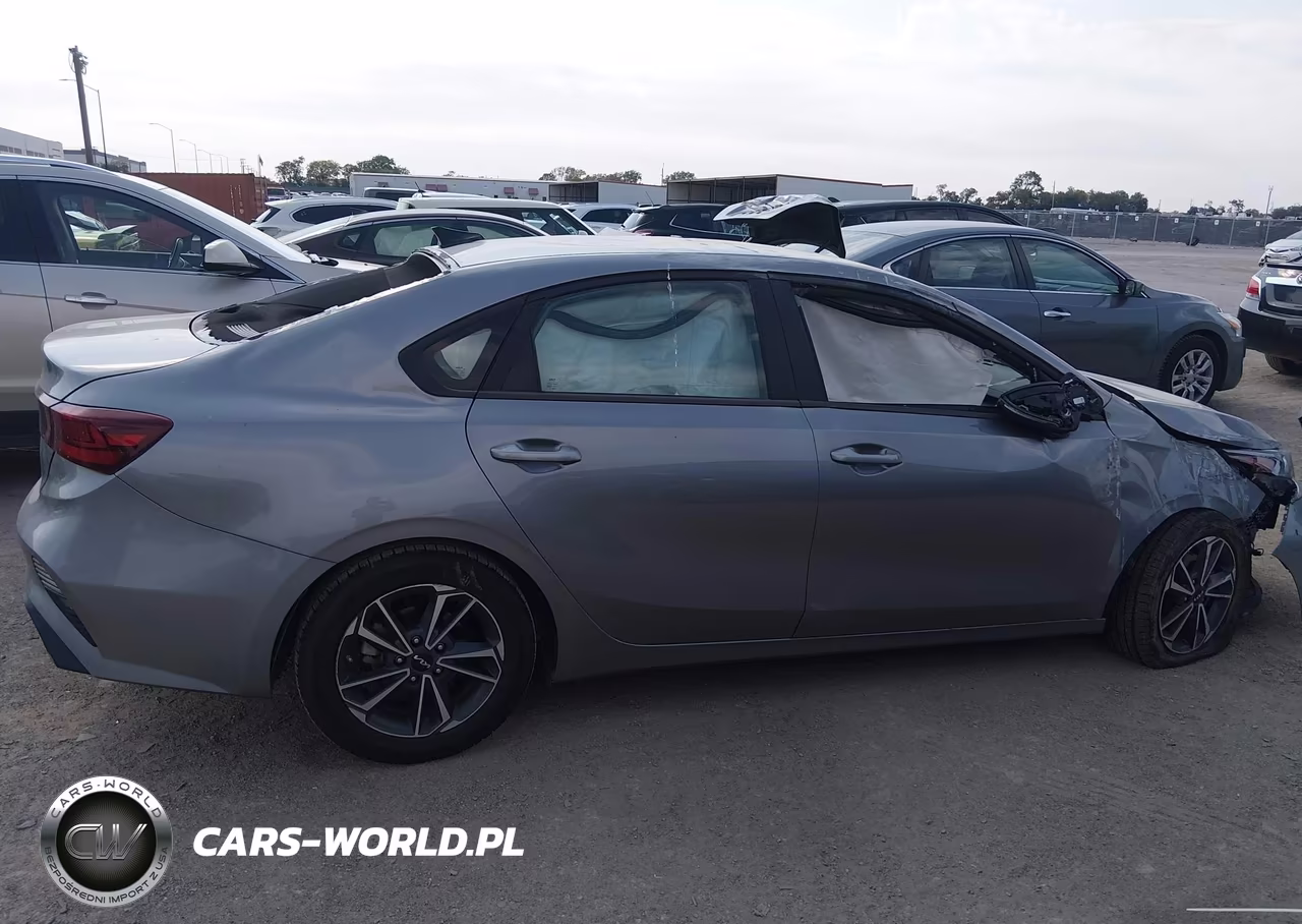 2022 Kia Forte Lxs VIN:3KPF24AD2NE436781 - 14