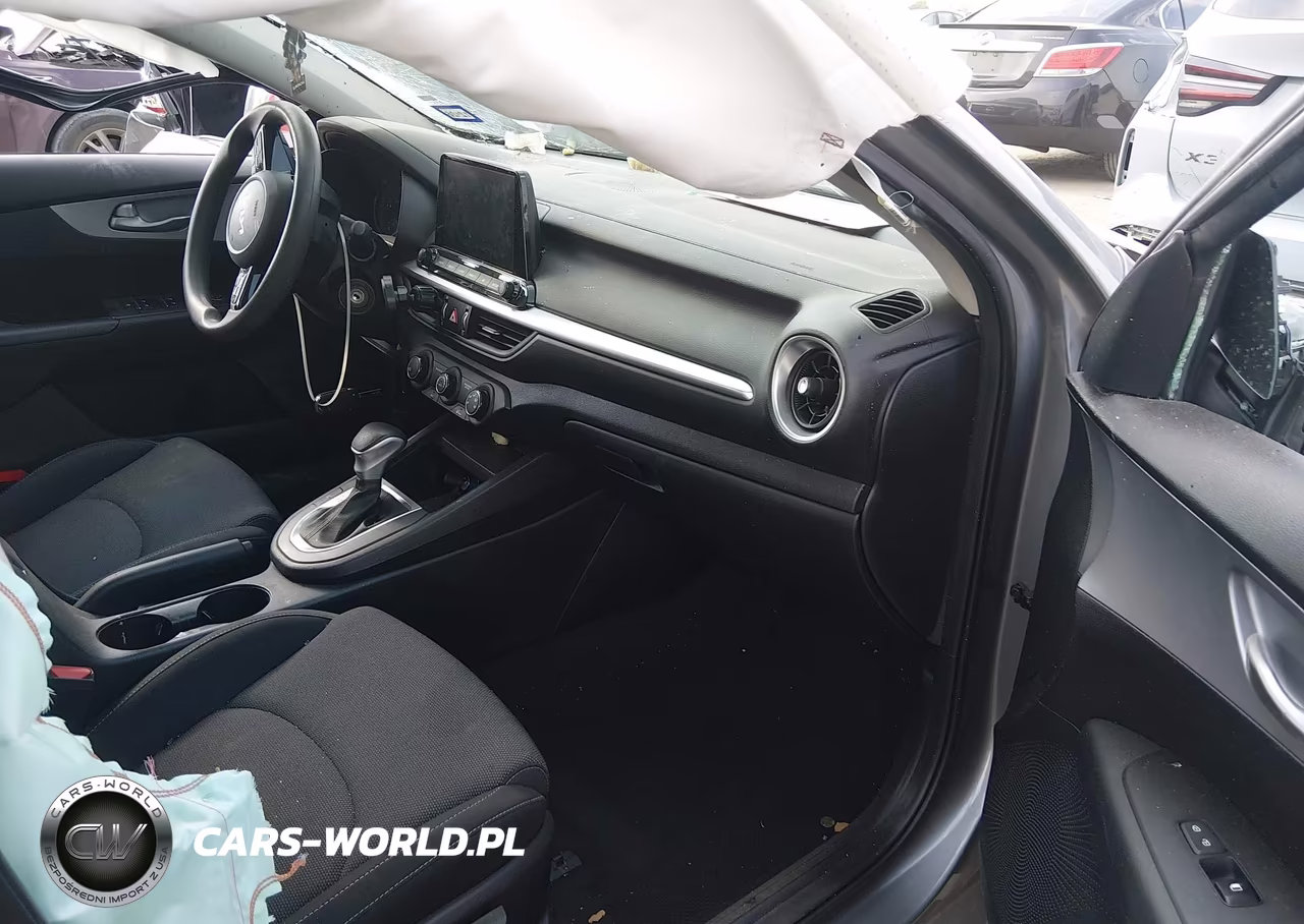 2022 Kia Forte Lxs VIN:3KPF24AD2NE436781 - 5