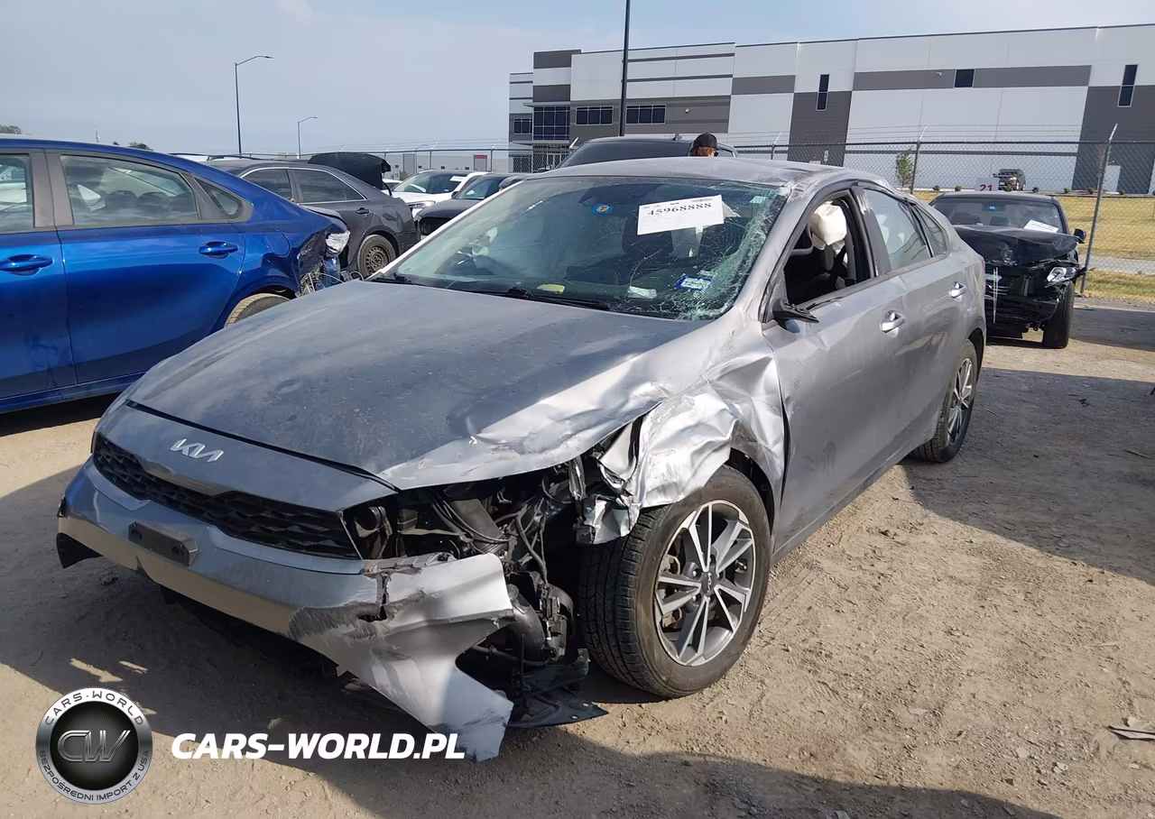 2022 Kia Forte Lxs VIN:3KPF24AD2NE436781 - 6