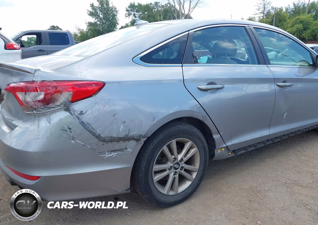 2015 Hyundai Sonata Se VIN:5NPE24AF6FH007587 - 12