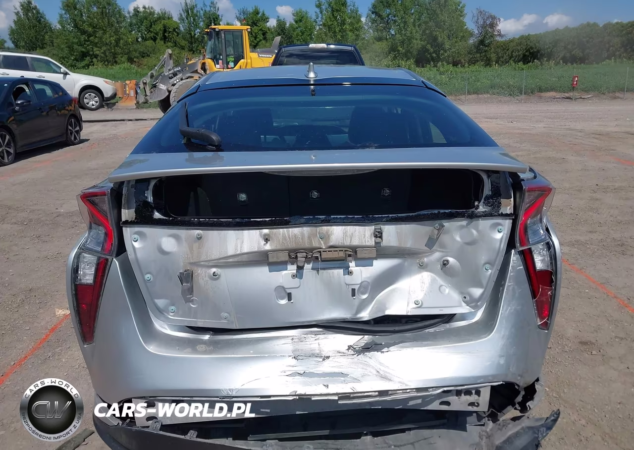 2017 Toyota Prius Three Touring VIN:JTDKARFU1H3034933 - 16