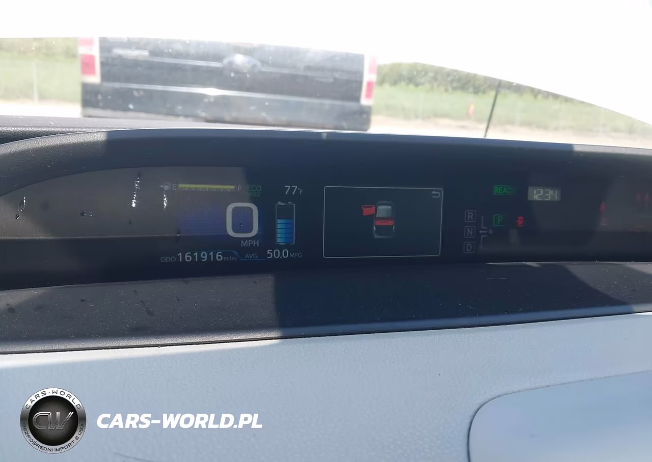 2017 Toyota Prius Three Touring VIN:JTDKARFU1H3034933 - 7