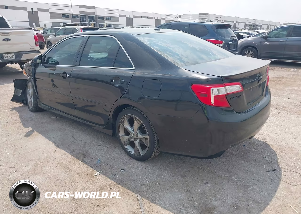 2012 Toyota Camry Se Limited Edition VIN:4T1BF1FK8CU199927 - 3