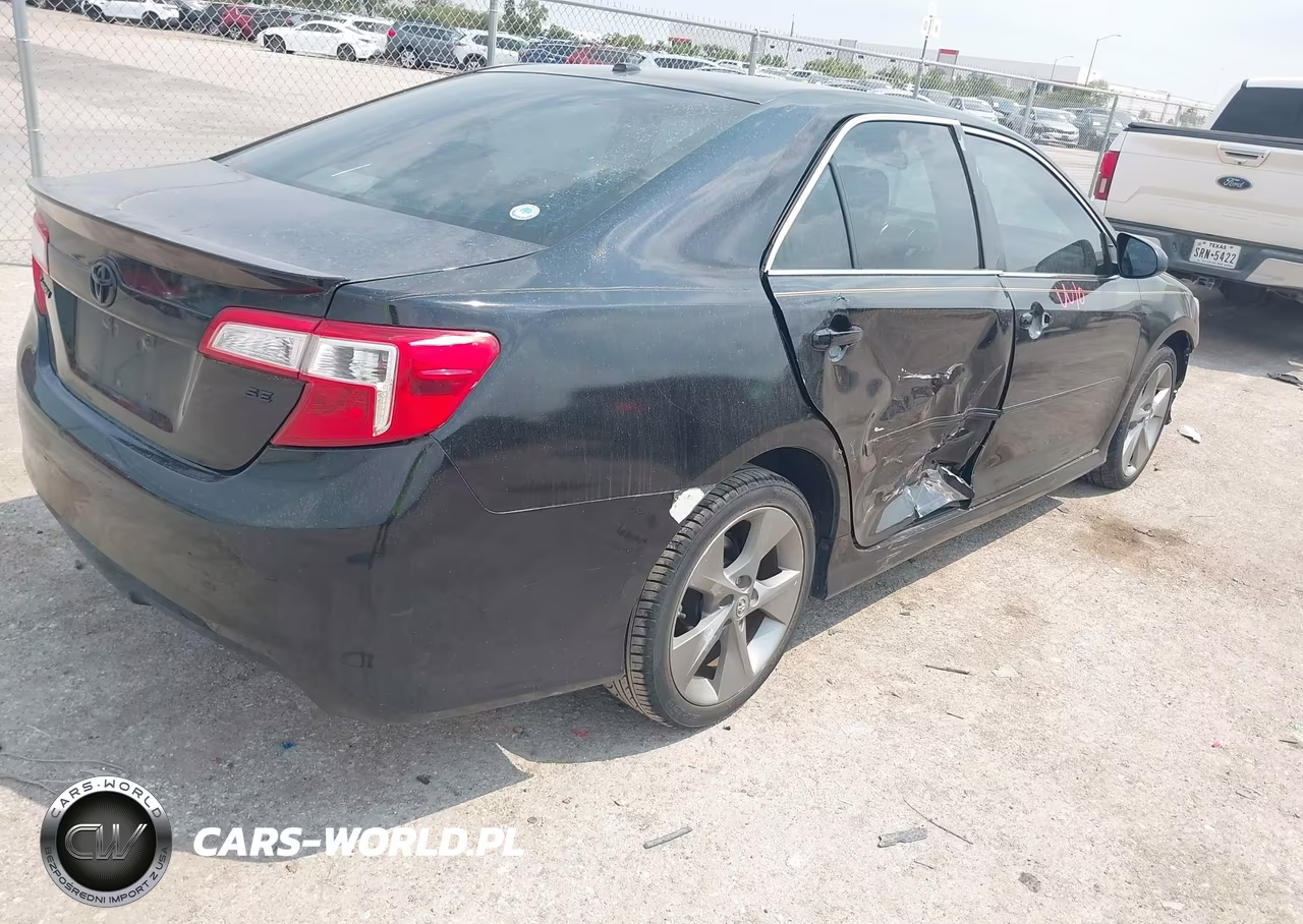2012 Toyota Camry Se Limited Edition VIN:4T1BF1FK8CU199927 - 4