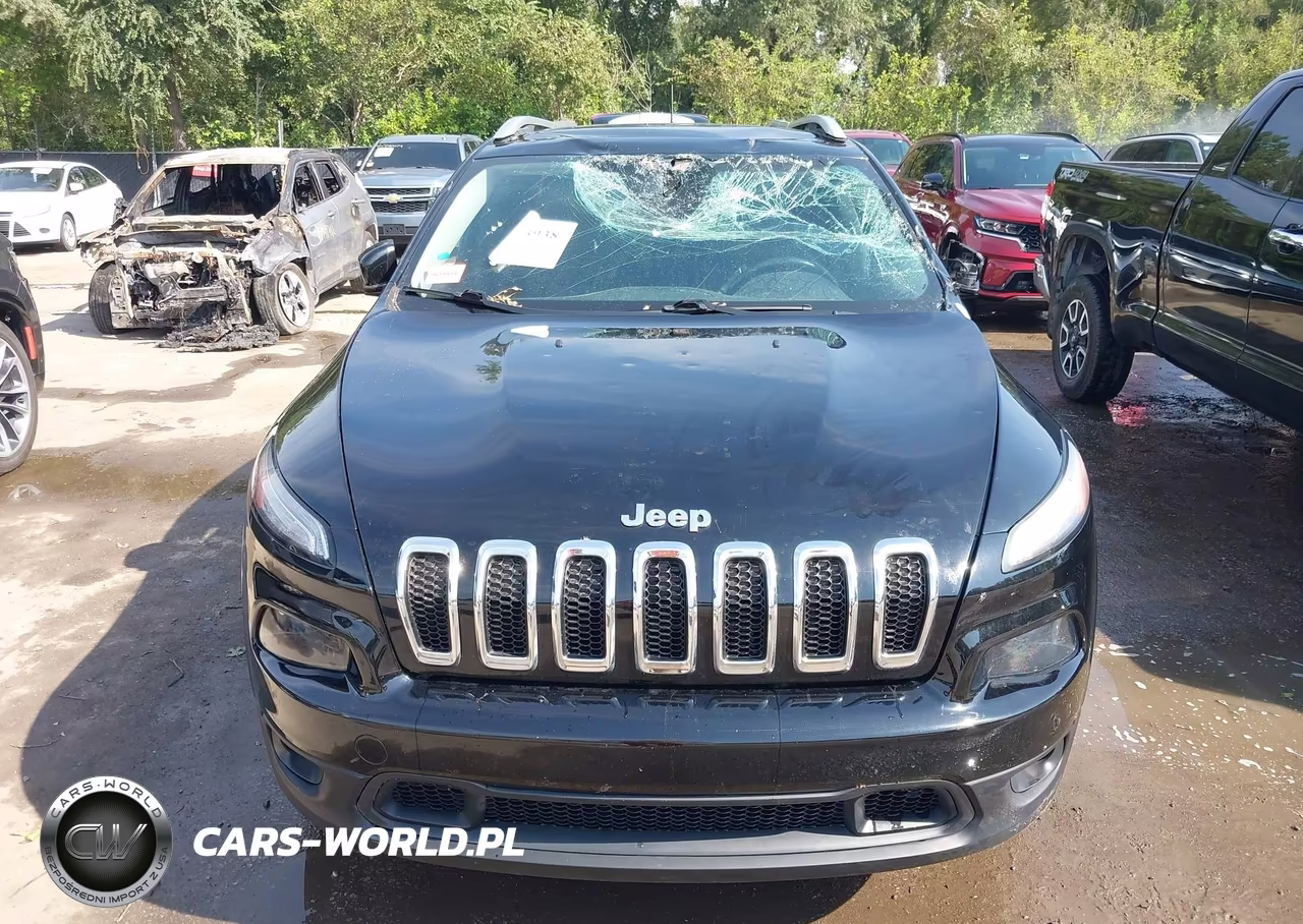 2018 Jeep Cherokee Latitude Plus 4X4 VIN:1C4PJMLB6JD550930 - 12
