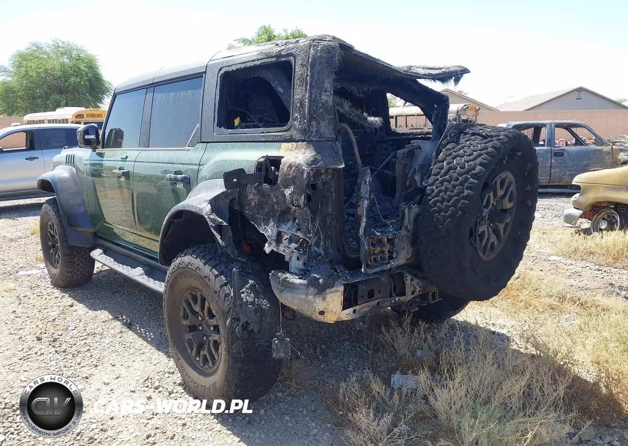 2022 Ford Bronco Raptor VIN:1FMEE5JR1NLA50361 - 3