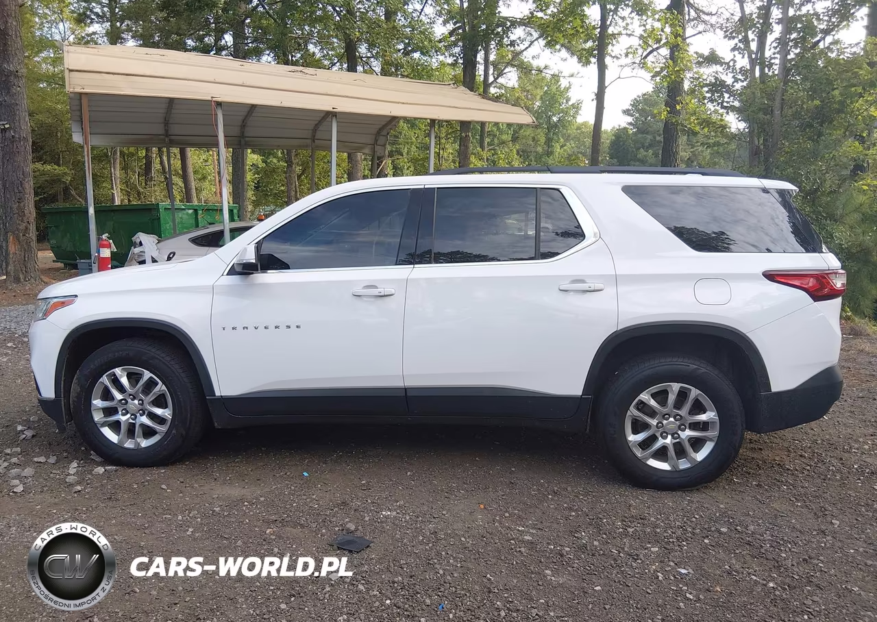2021 Chevrolet Traverse Awd Lt Cloth VIN:1GNEVGKW4MJ183332 - 13