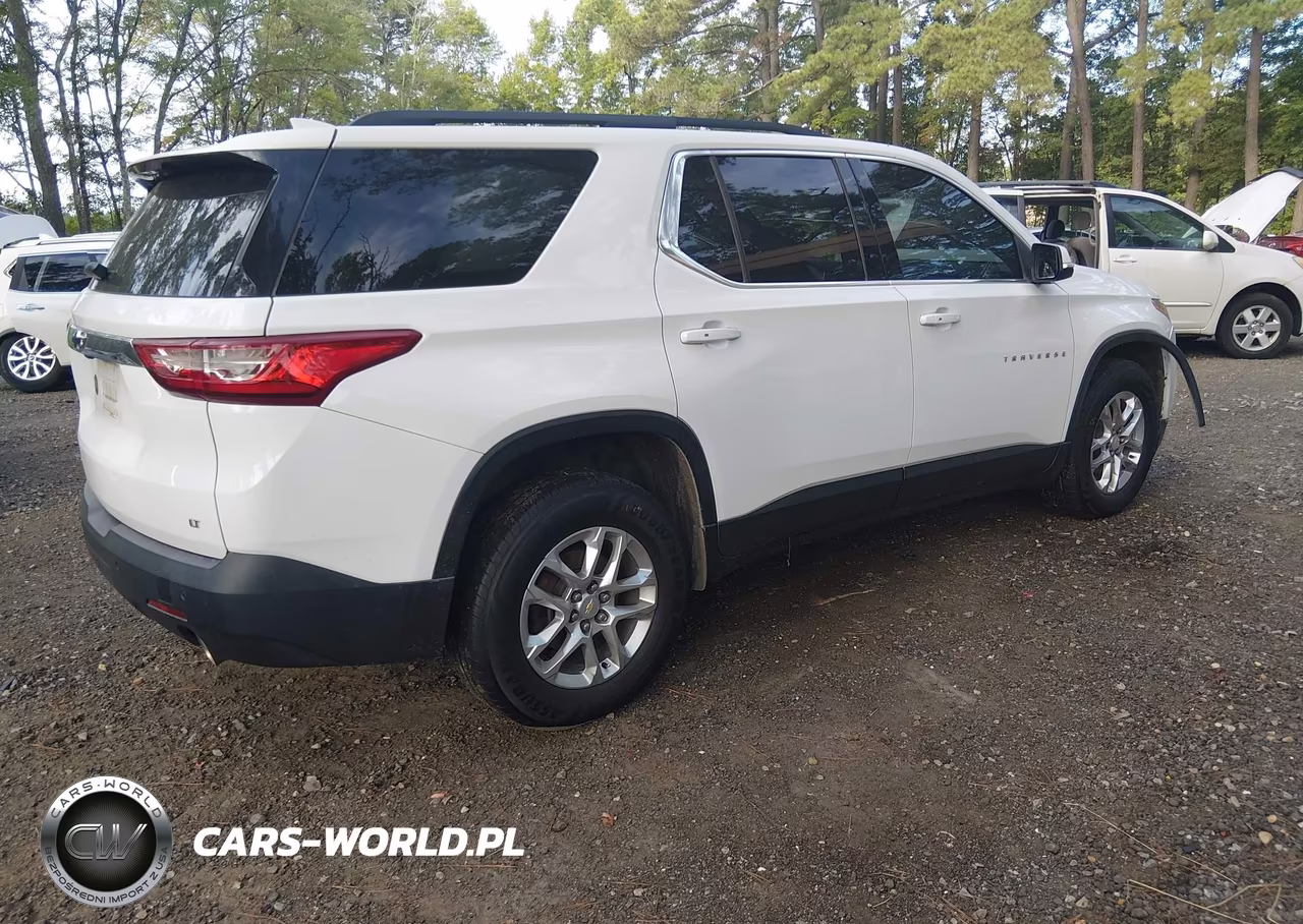 2021 Chevrolet Traverse Awd Lt Cloth VIN:1GNEVGKW4MJ183332 - 4