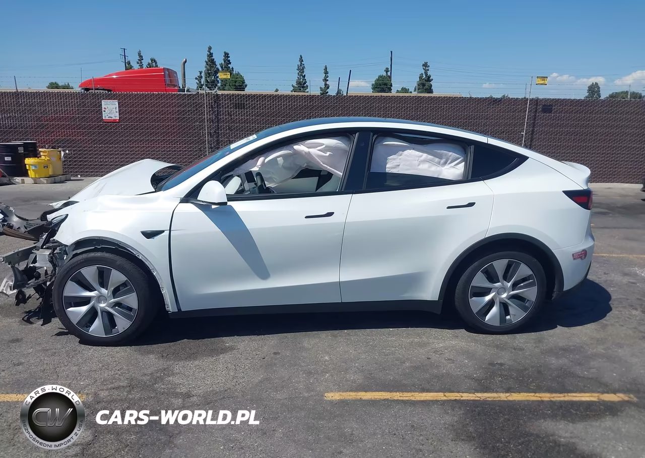 2021 Tesla Model Y Long Range Dual Motor All-Wheel Drive VIN:5YJYGDEE4MF122250 - 14