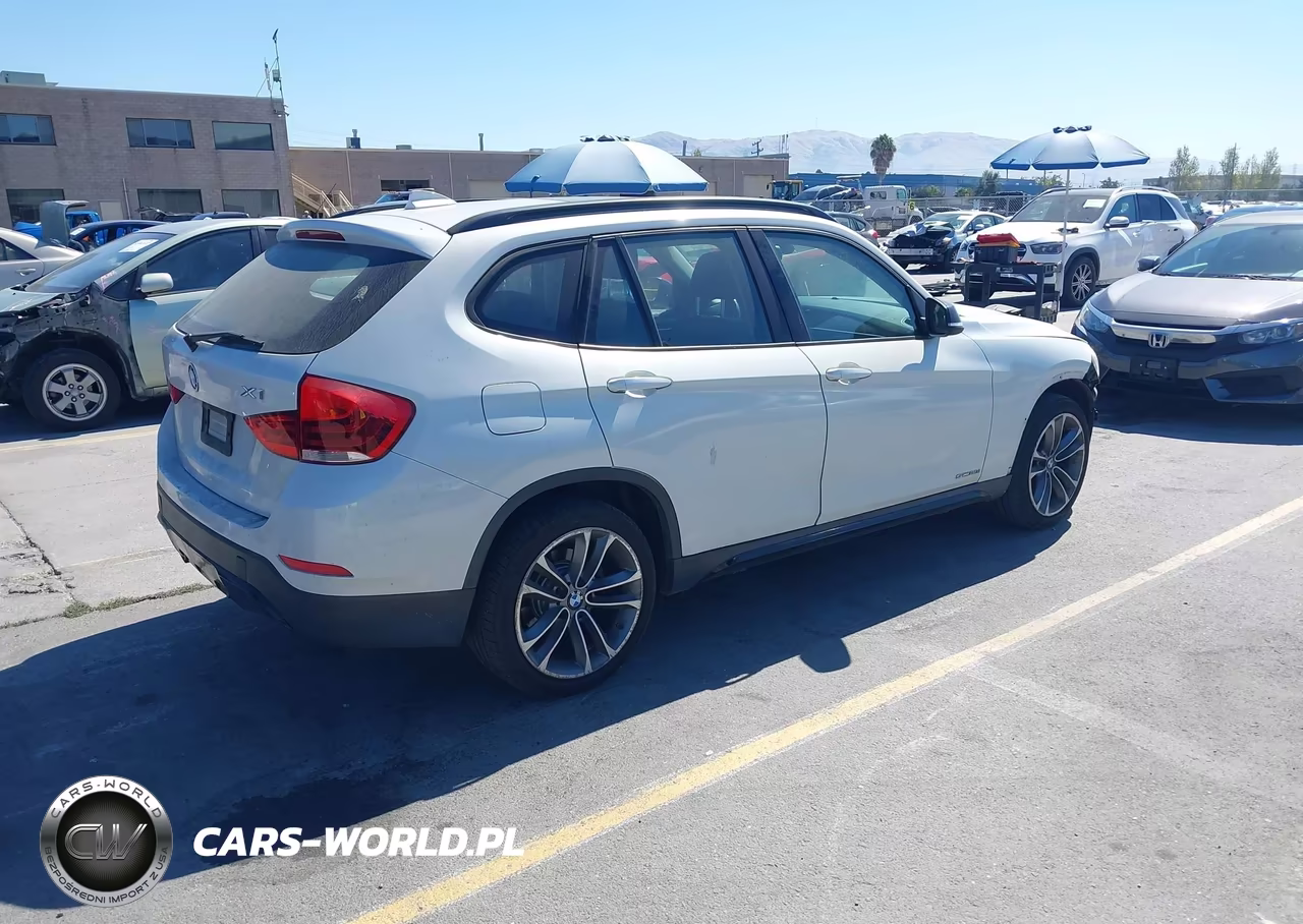2013 BMW X1 Sdrive28I VIN:WBAVM1C51DVW41087 - 4