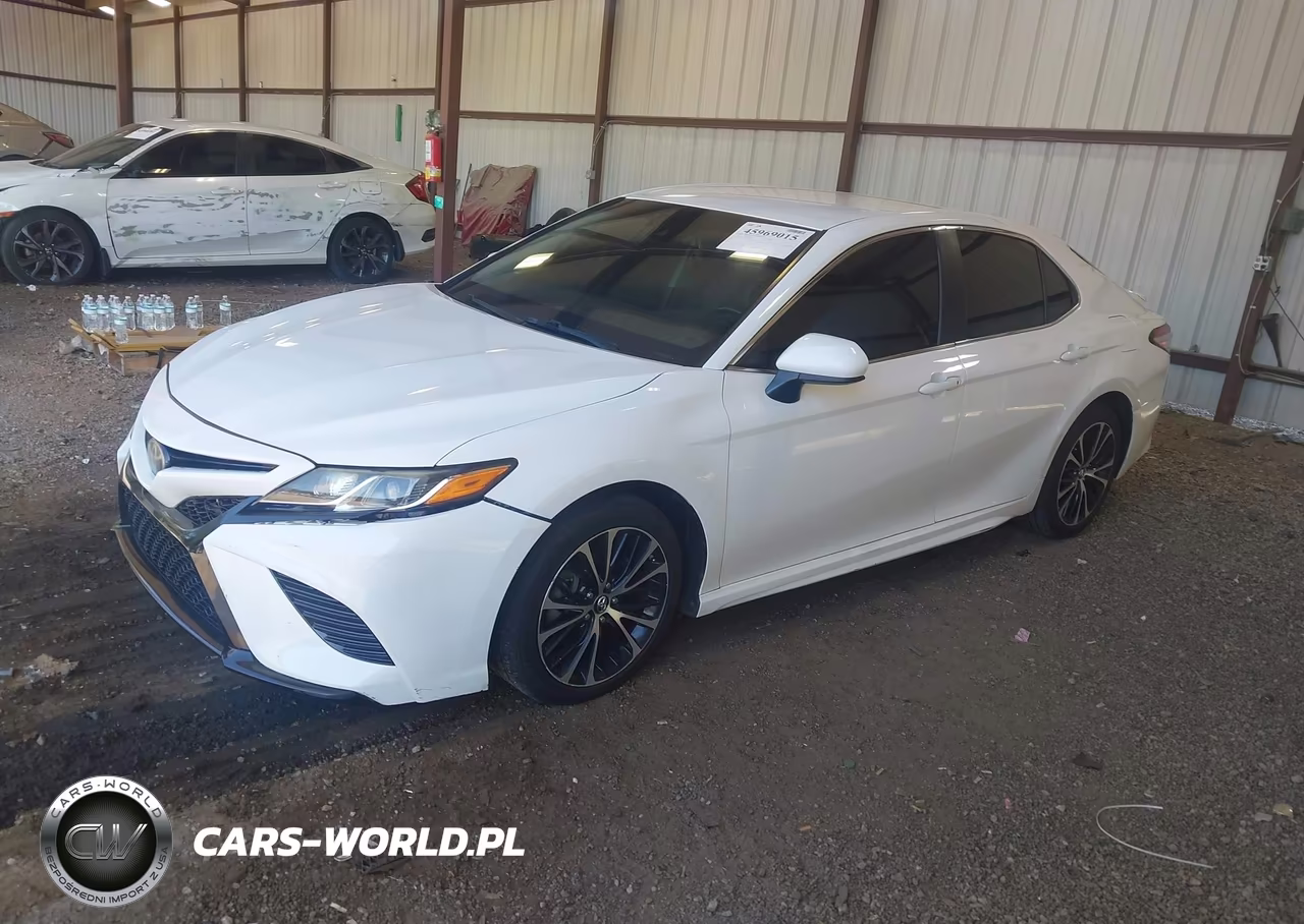 2018 Toyota Camry Se VIN:4T1B11HK8JU048580 - 2