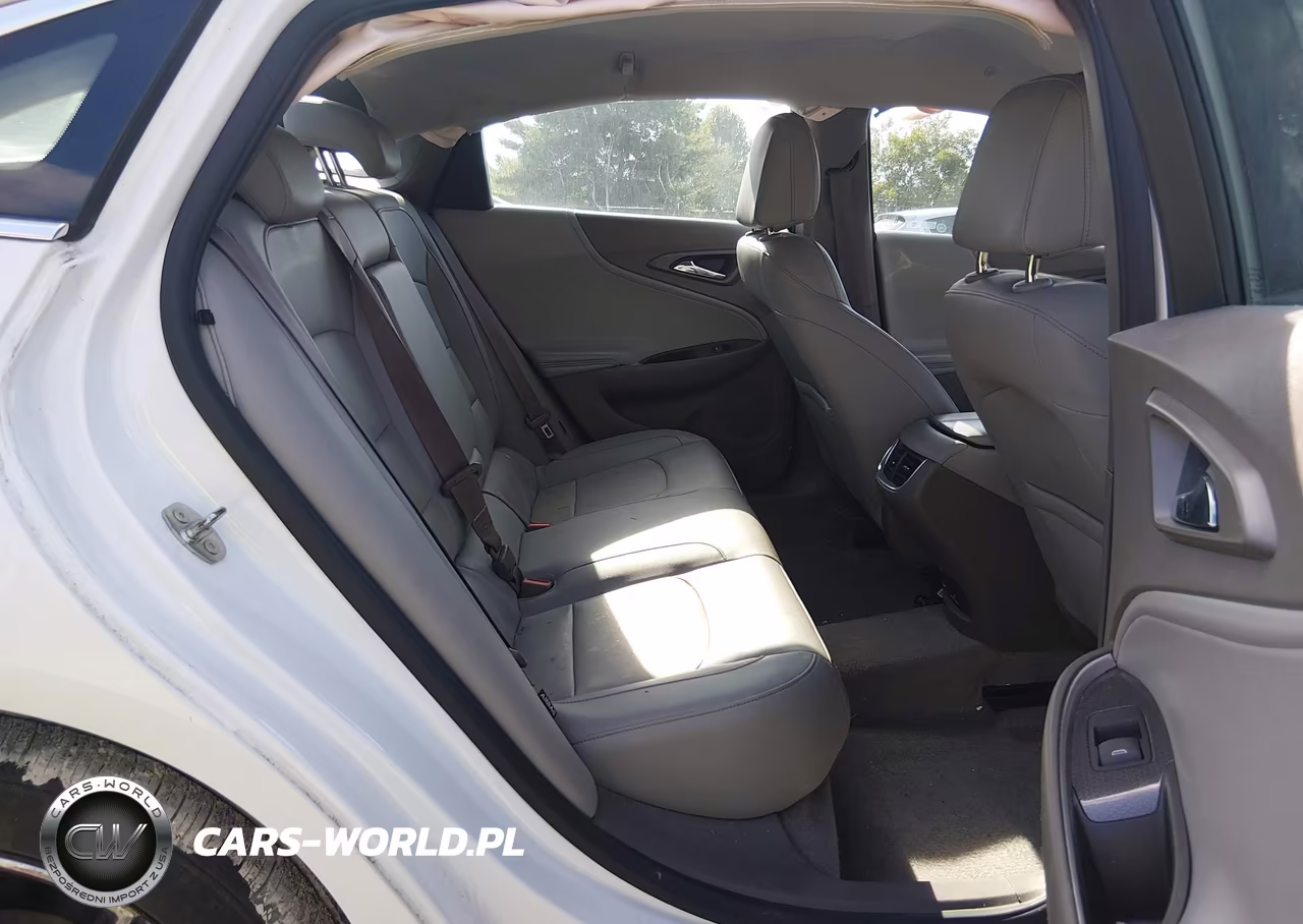 2018 Chevrolet Malibu Lt VIN:1G1ZD5ST9JF273171 - 8