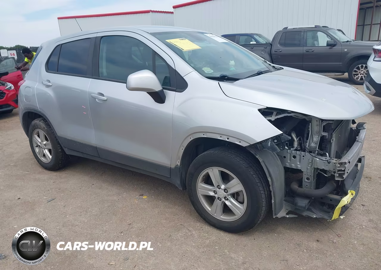 2019 Chevrolet Trax Ls VIN:3GNCJNSB1KL270552 - 1